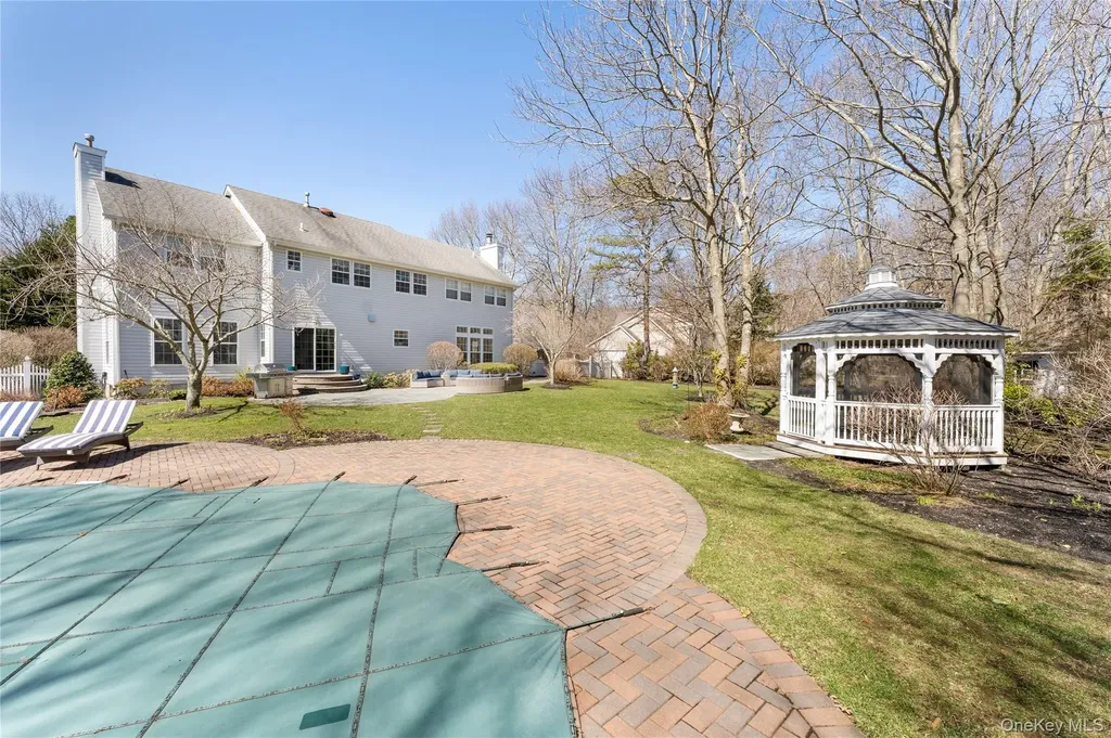 7 Framingham Lane Shoreham NY 11786