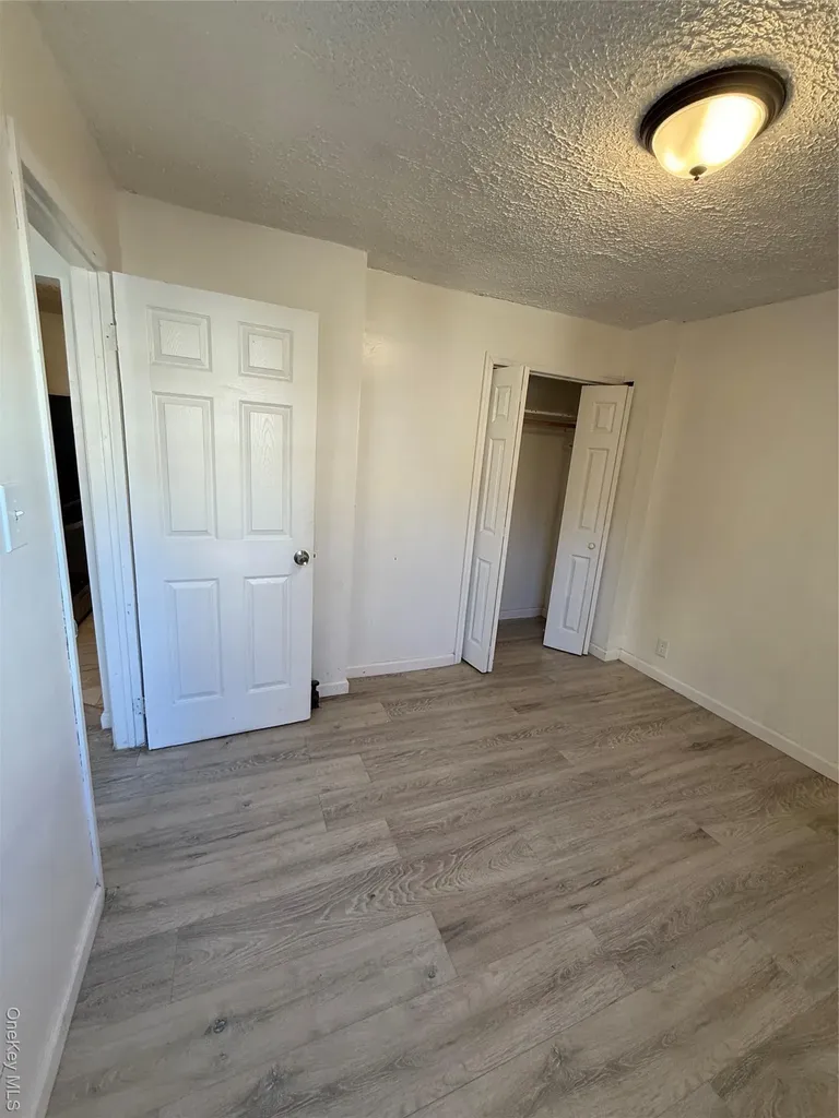 849 E 221st Street Bronx NY 10467