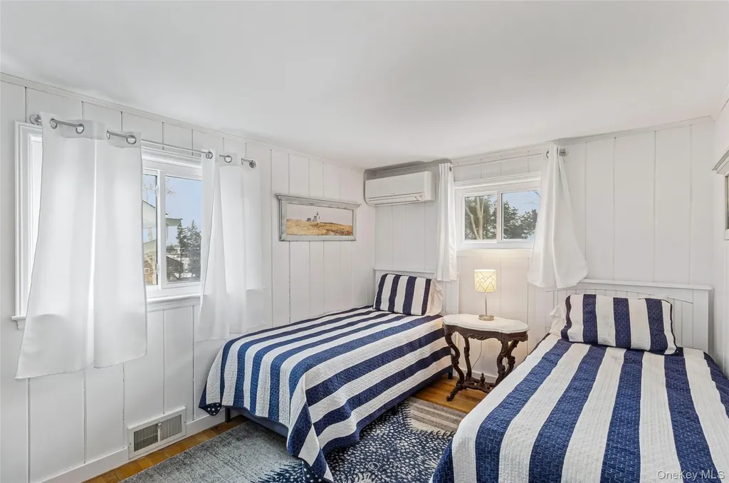 80 Louse Point East Hampton NY 11937