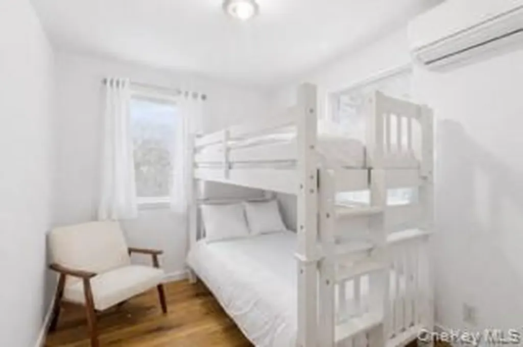 80 Louse Point East Hampton NY 11937