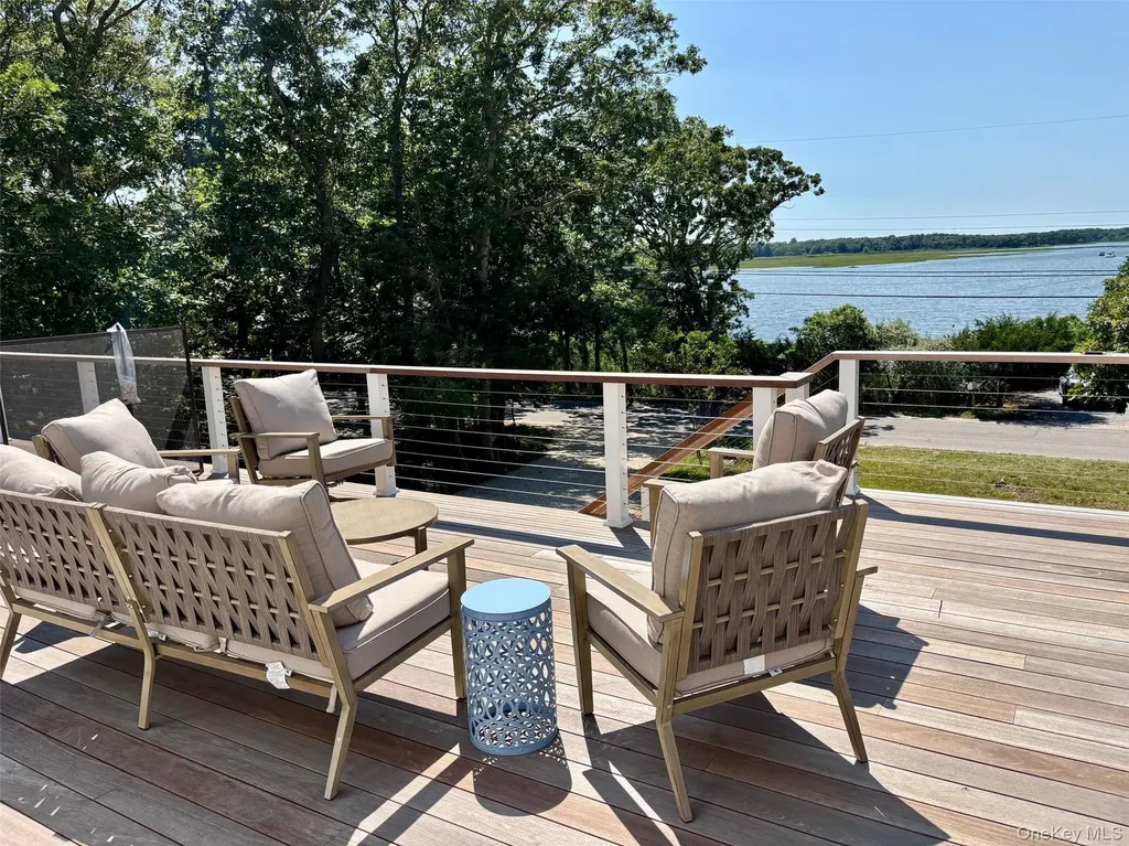 80 Louse Point East Hampton NY 11937