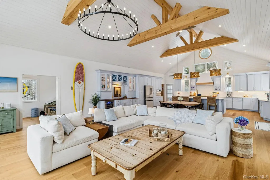 80 Louse Point East Hampton NY 11937