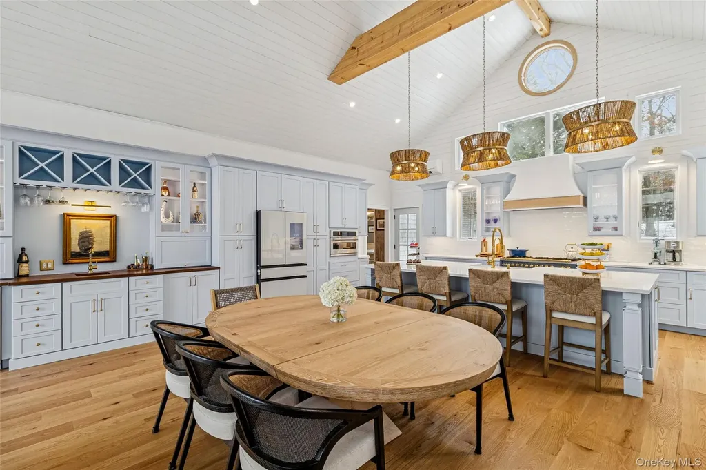 80 Louse Point East Hampton NY 11937