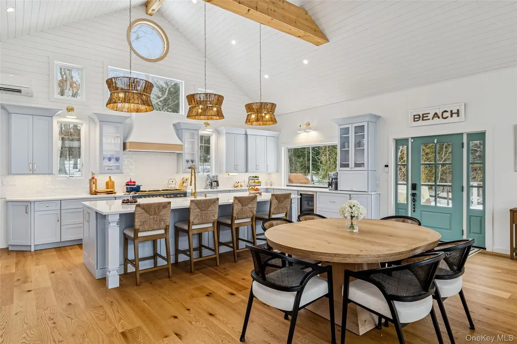 80 Louse Point East Hampton NY 11937