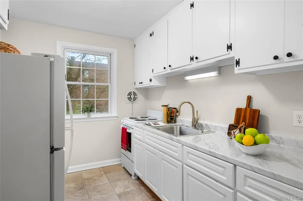 51 Cross Street Bronxville NY 10708