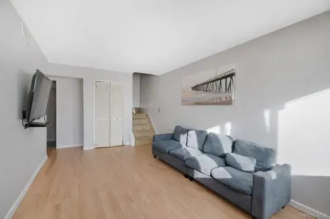 327A Mersereau Avenue Staten Island NY 10303