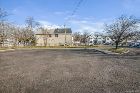 327A Mersereau Avenue Staten Island NY 10303