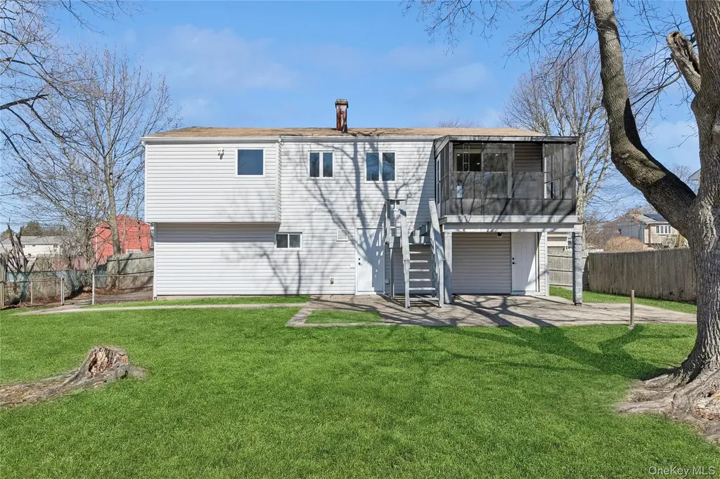 236 Vermont Avenue Bay Shore NY 11706