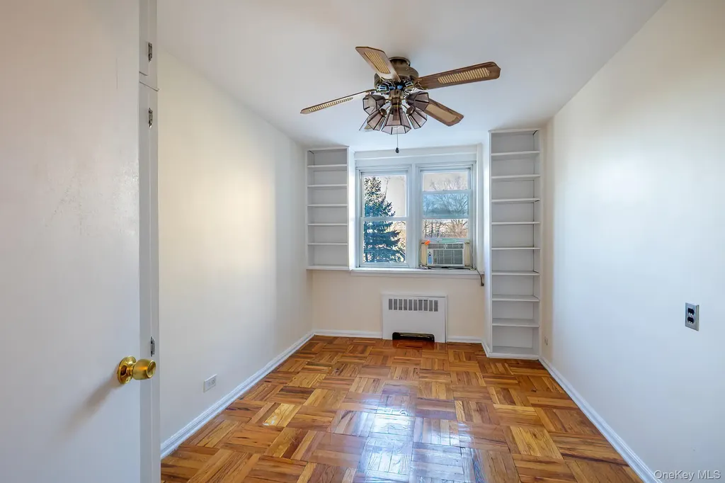 60 Knolls Crescent Bronx NY 10463