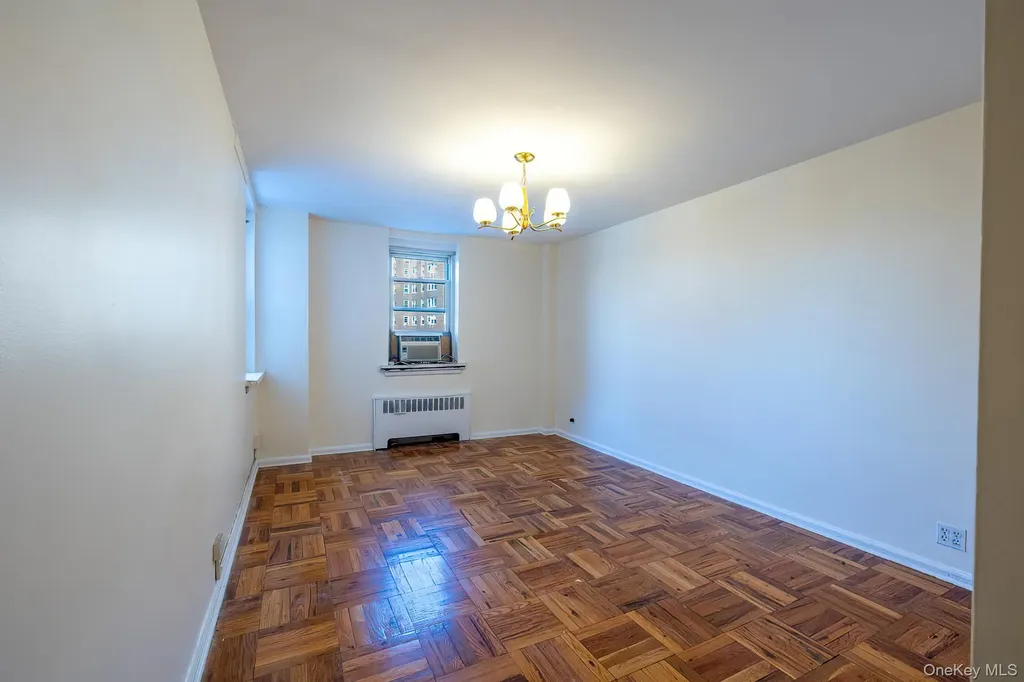 60 Knolls Crescent Bronx NY 10463