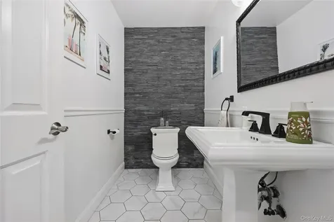 400 Cyrus Field Road Irvington NY 10533