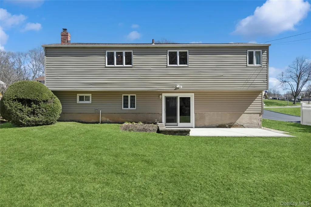 14 Wenmore Road Commack NY 11725