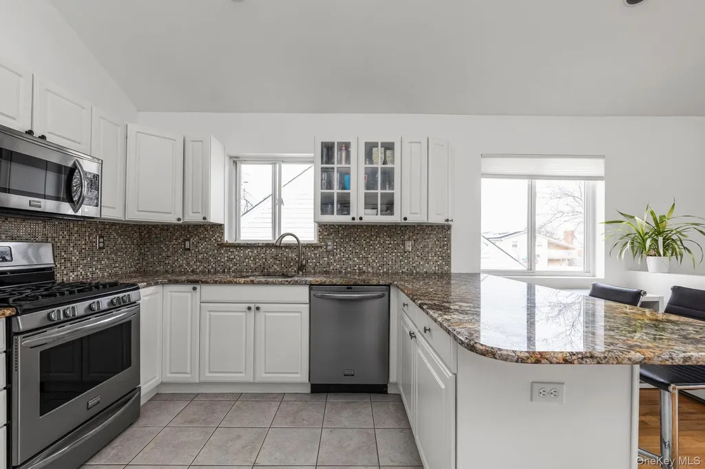 804 E Chester Street Long Beach NY 11561