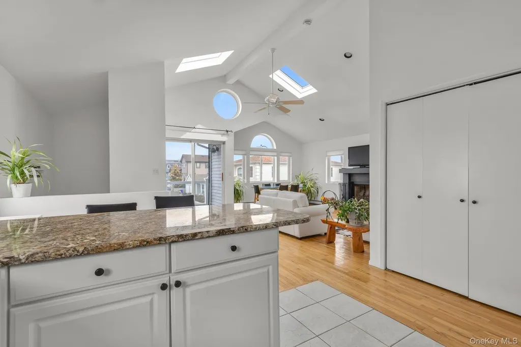 804 E Chester Street Long Beach NY 11561