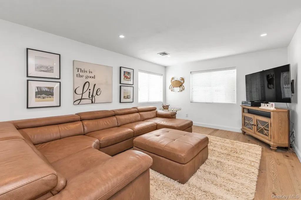 804 E Chester Street Long Beach NY 11561