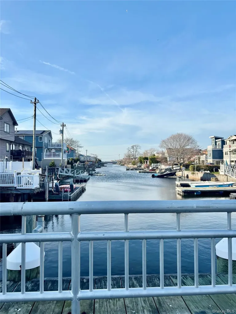804 E Chester Street Long Beach NY 11561