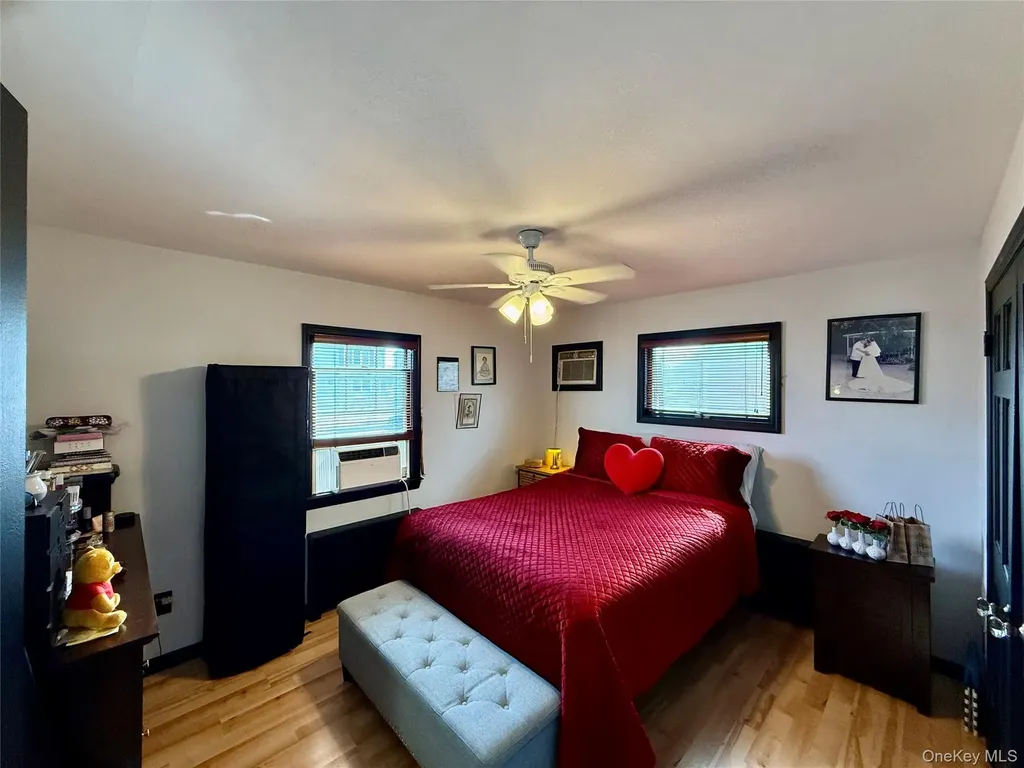 68 Robert Street Freeport NY 11520