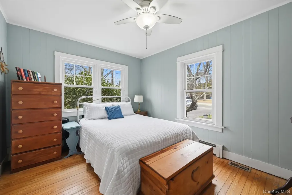 21 King Street Hampton Bays NY 11946