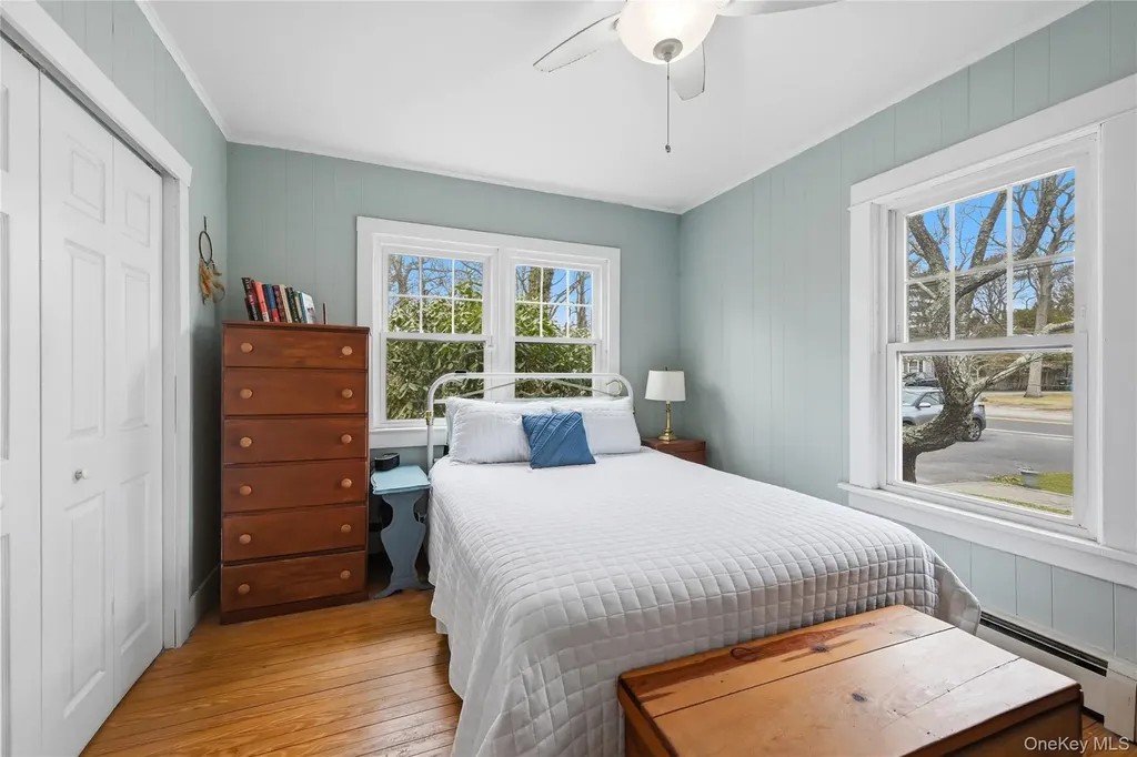 21 King Street Hampton Bays NY 11946