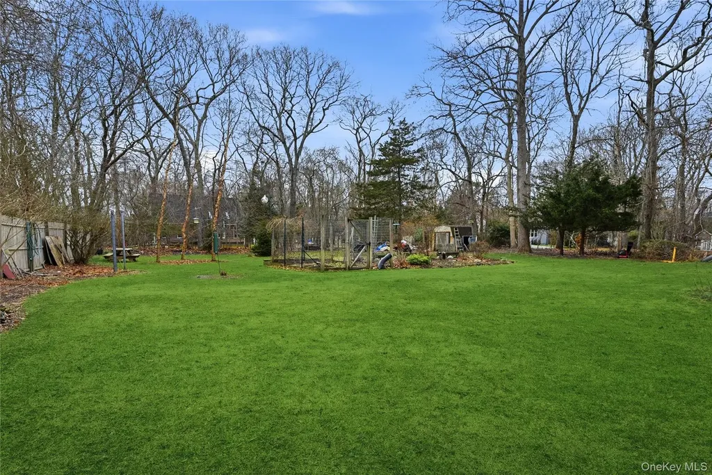 21 King Street Hampton Bays NY 11946