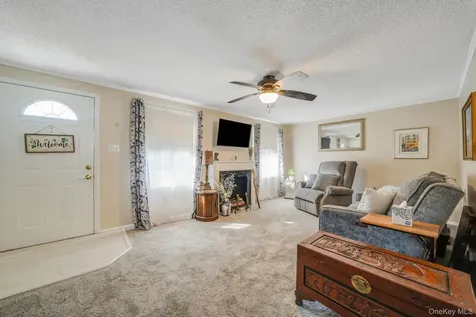 2 Dogwood Lane Manorville NY 11949