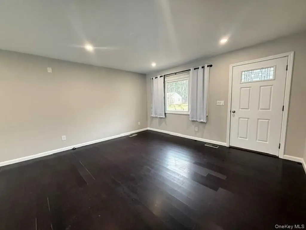30 Melissa Road Kingston NY 12401
