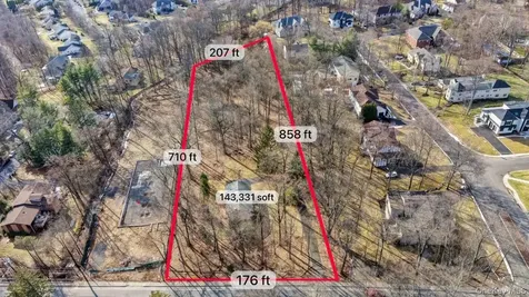 37 College Road Monsey NY 10952