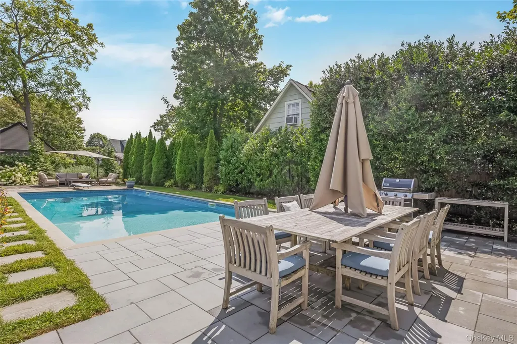 151 Church Avenue Islip NY 11751