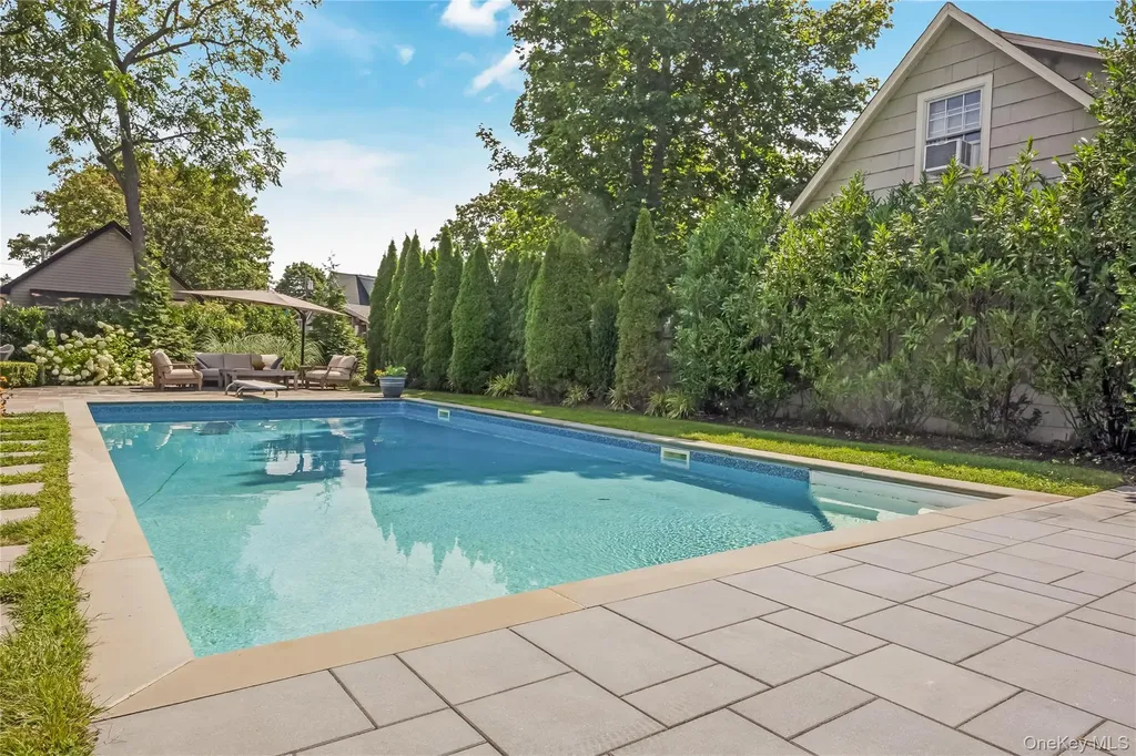 151 Church Avenue Islip NY 11751