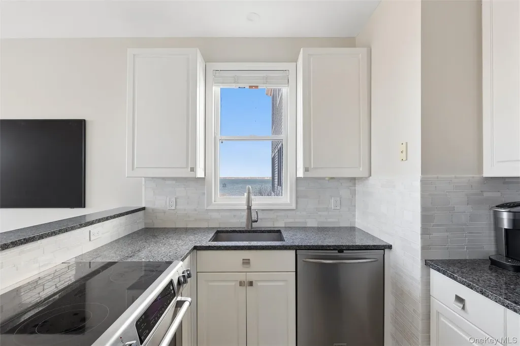 580 Dune Road Westhampton Beach NY 11978