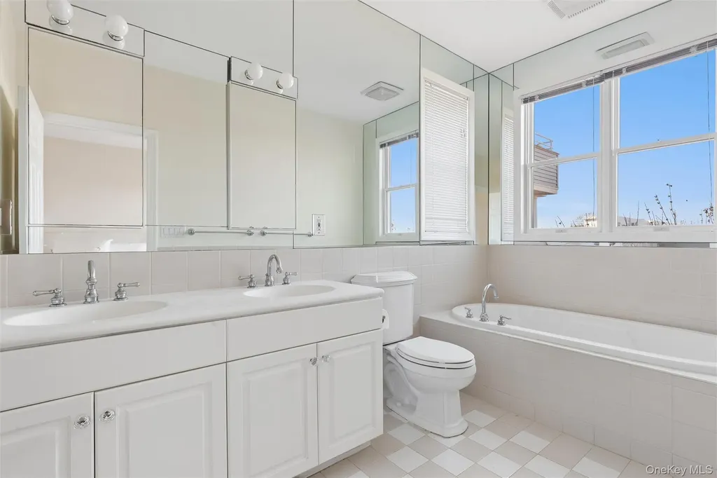 580 Dune Road Westhampton Beach NY 11978
