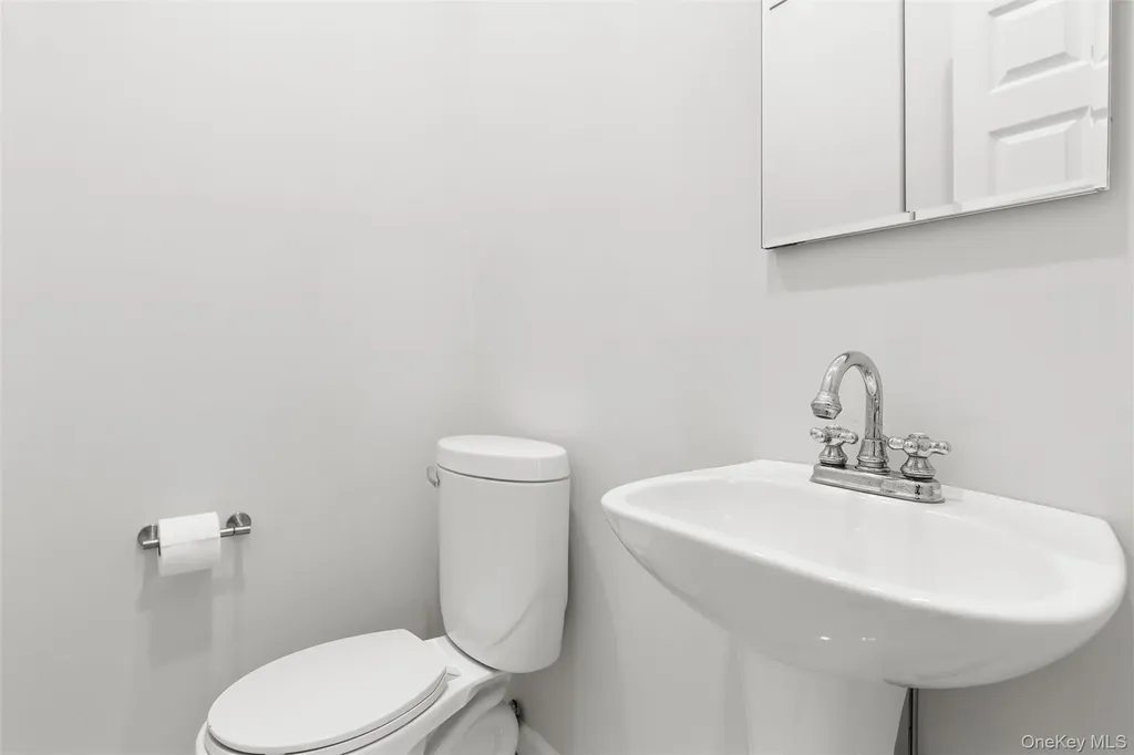 580 Dune Road Westhampton Beach NY 11978