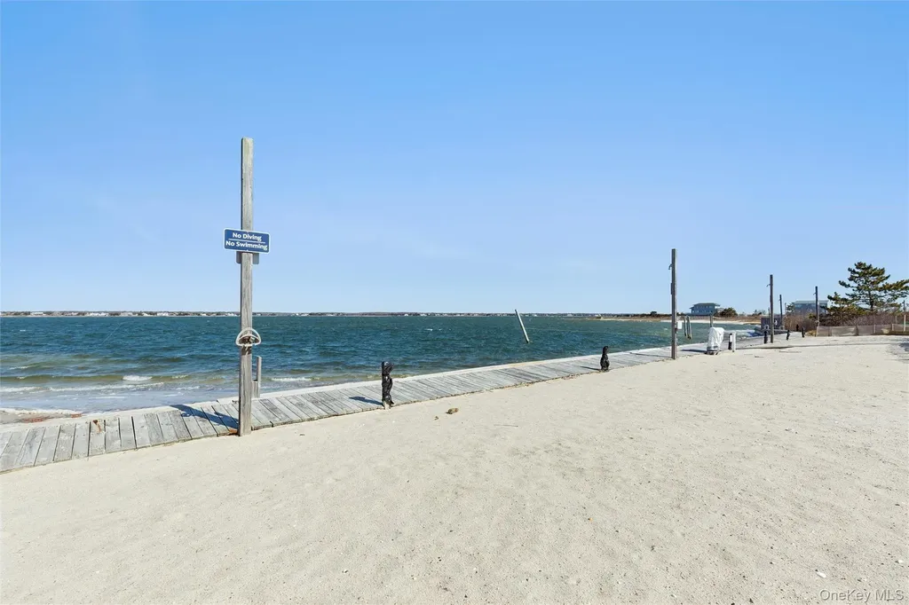 580 Dune Road Westhampton Beach NY 11978