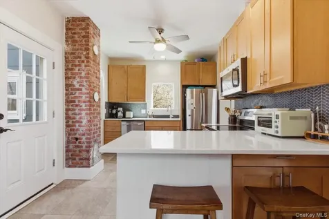 62 Marlorville Road Wappingers Falls NY 12590