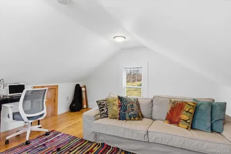 62 Marlorville Road Wappingers Falls NY 12590