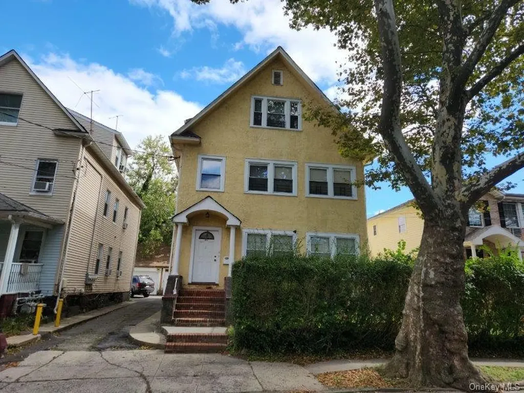 525 S 11th Avenue Mount Vernon NY 10550
