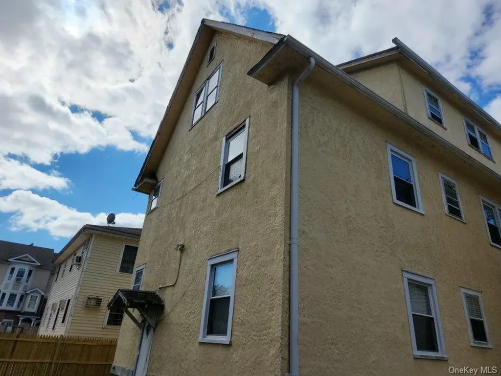 525 S 11th Avenue Mount Vernon NY 10550