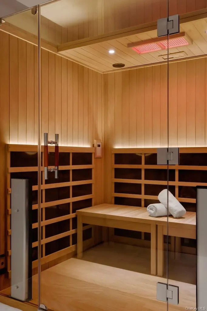 140 Boardwalk Long Beach NY 11561