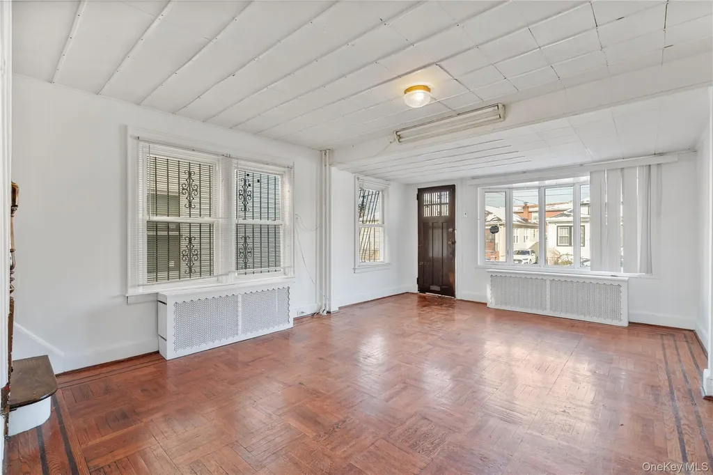 123-10 25th Road Flushing NY 11354