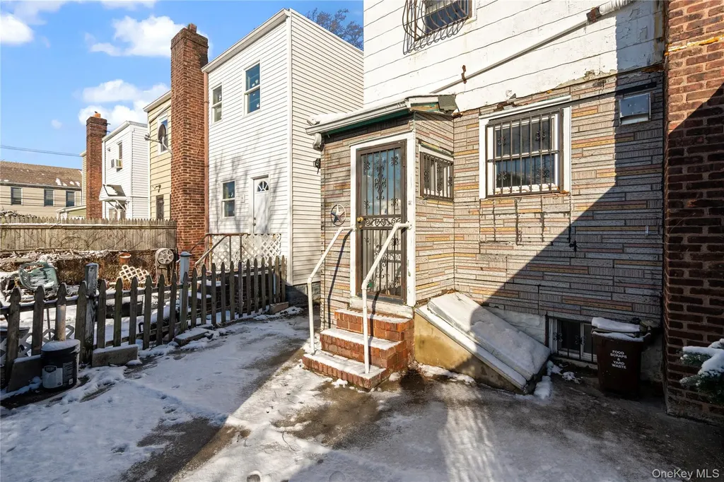 123-10 25th Road Flushing NY 11354