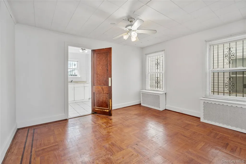 123-10 25th Road Flushing NY 11354