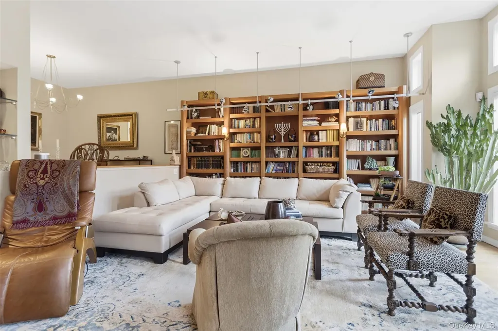 24 Beechwood Way Briarcliff Manor NY 10510