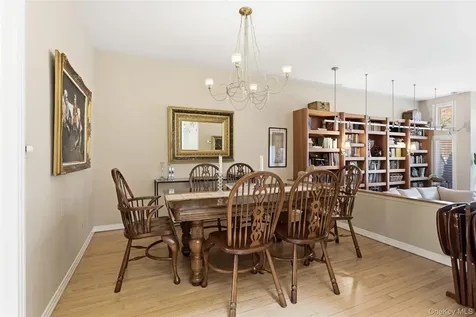 24 Beechwood Way Briarcliff Manor NY 10510