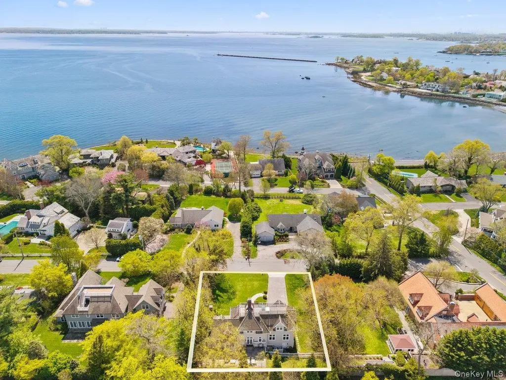 1020 Constable Drive Mamaroneck NY 10543