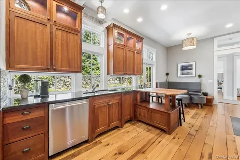 1020 Constable Drive Mamaroneck NY 10543