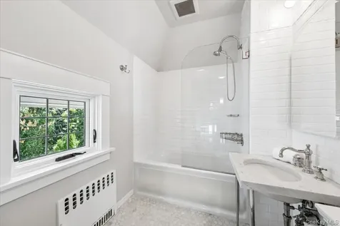 1020 Constable Drive Mamaroneck NY 10543