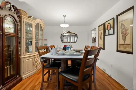 8414 Lefferts Boulevard Kew Gardens NY 11415