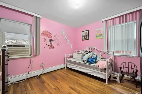 8414 Lefferts Boulevard Kew Gardens NY 11415