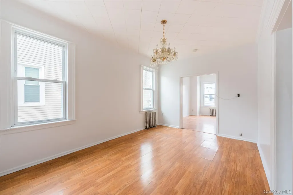 7824 68th Road Middle Village NY 11379