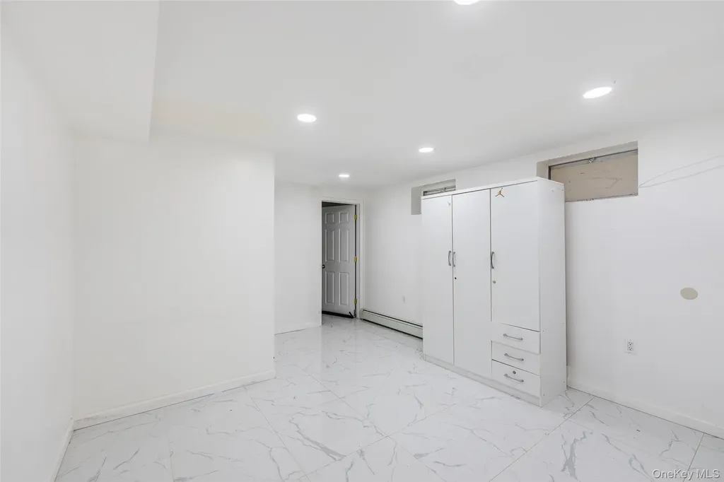 7824 68th Road Middle Village NY 11379